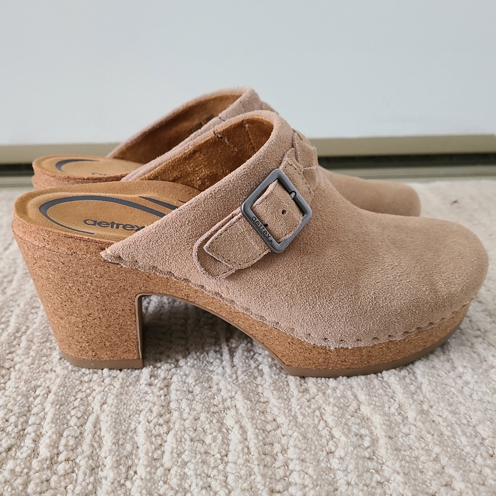 Aetrex Clogs size 7 - EU 37